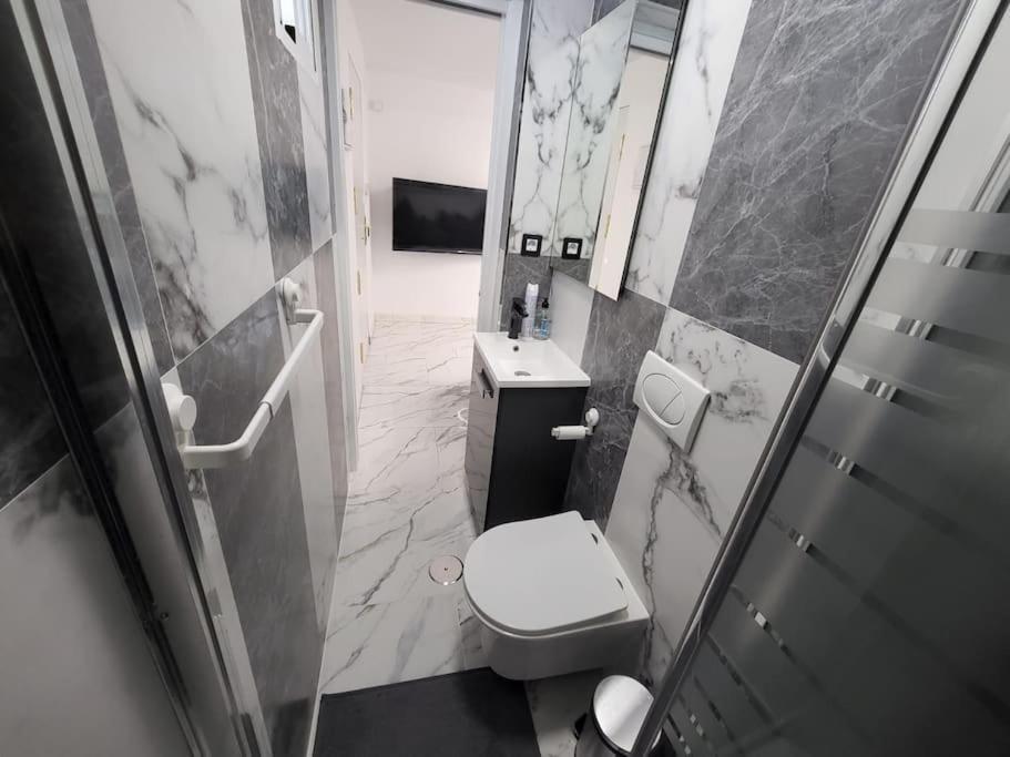 Las Canteras New 2 Bedrooms Flat At The Beach Parking Optional 大加那利岛拉斯帕尔马斯 外观 照片