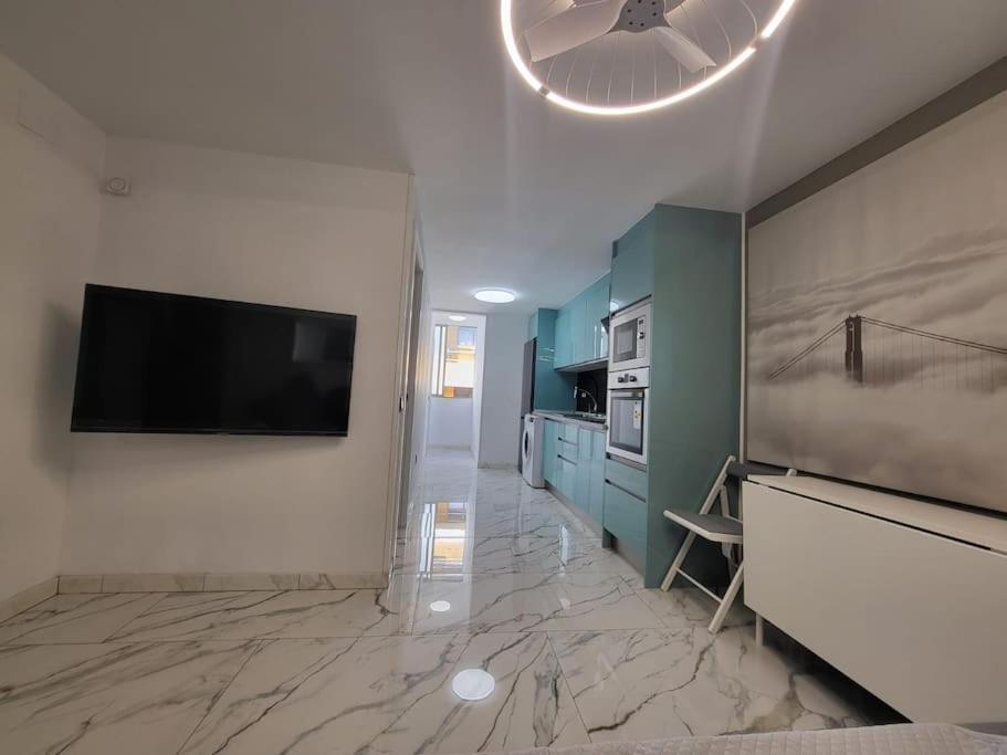 Las Canteras New 2 Bedrooms Flat At The Beach Parking Optional 大加那利岛拉斯帕尔马斯 外观 照片