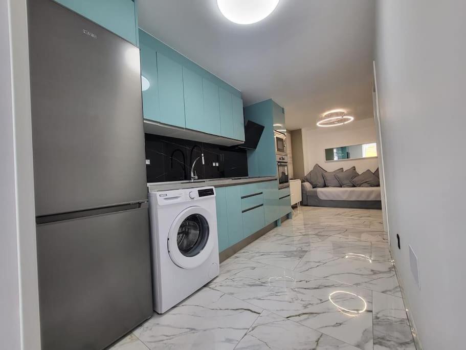 Las Canteras New 2 Bedrooms Flat At The Beach Parking Optional 大加那利岛拉斯帕尔马斯 外观 照片